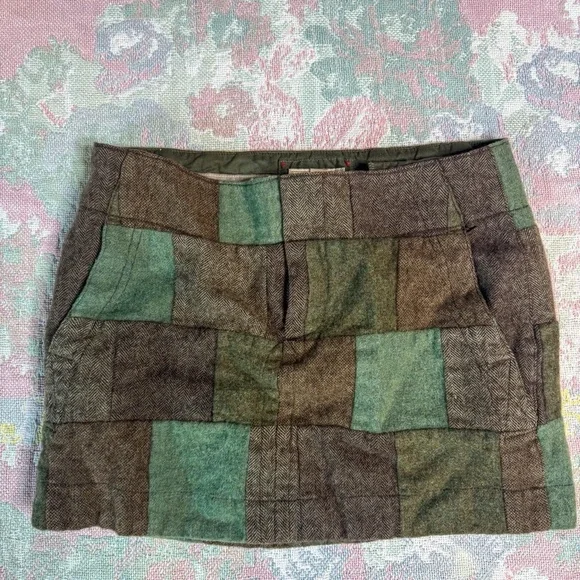 American Eagle Mini Skirt Size 4 - Picture 1 of 3